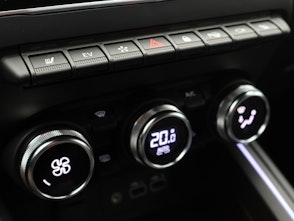 Vehicle image MITSUBISHI Colt 1.6 HEV Instyle