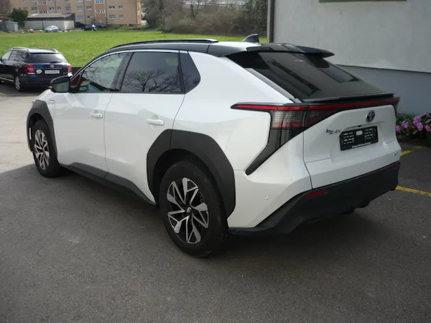 Toyota bZ4X Premium AWD