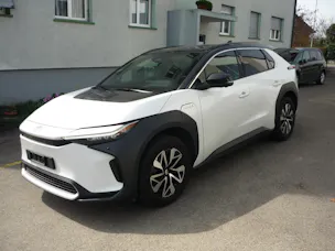 Toyota bZ4X Premium AWD