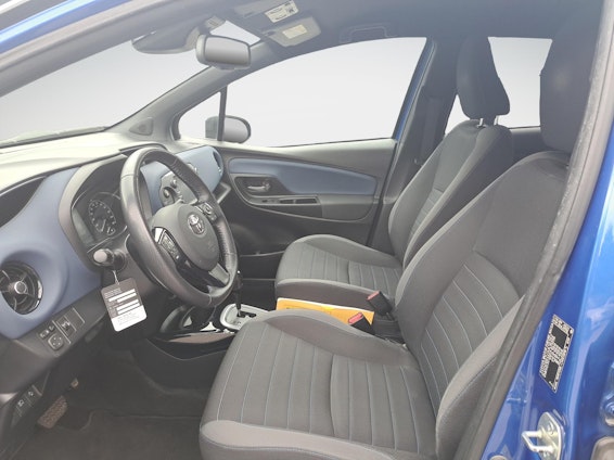 Vehicle image 8