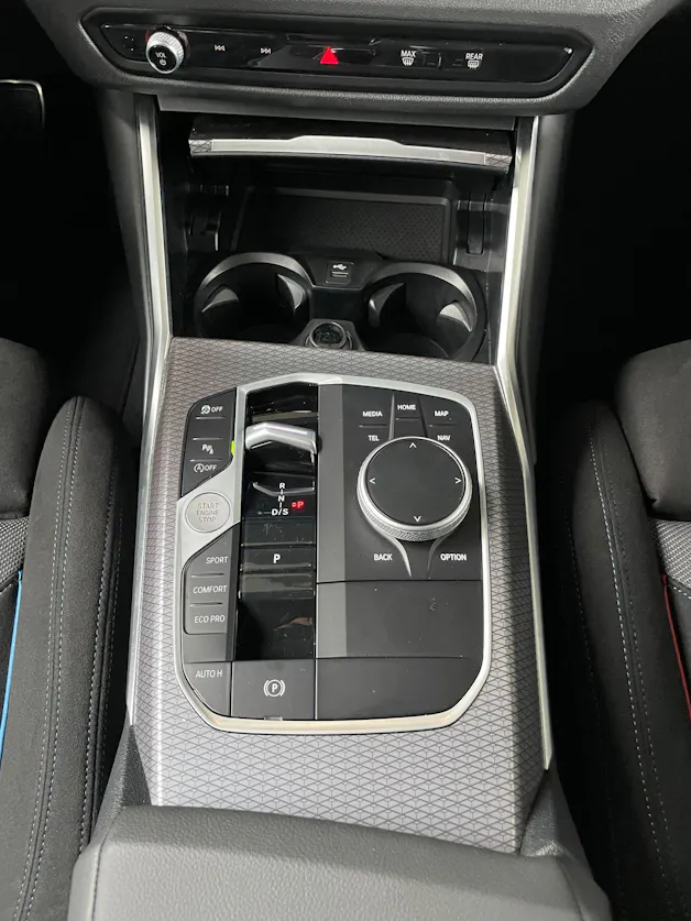BMW 330i xDrive SAG Touring