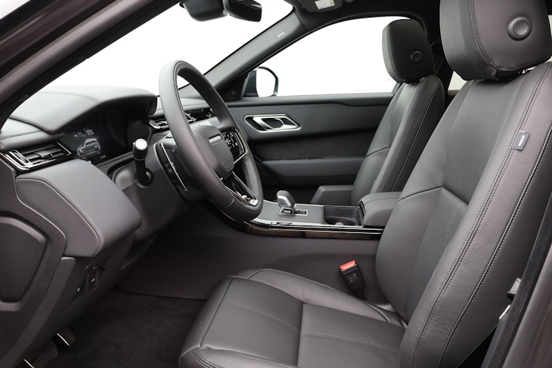 Vehicle image LAND ROVER RANGE ROVER VELAR