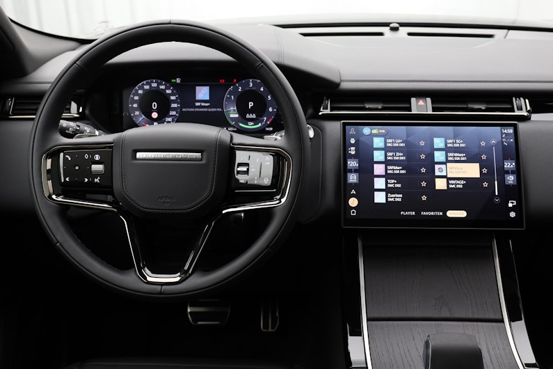 Vehicle image LAND ROVER RANGE ROVER VELAR