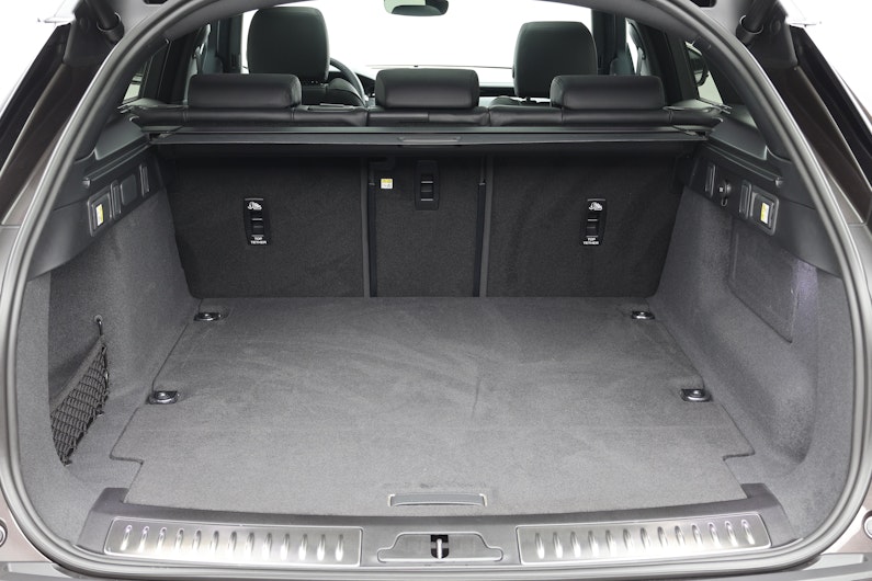 Vehicle image LAND ROVER RANGE ROVER VELAR