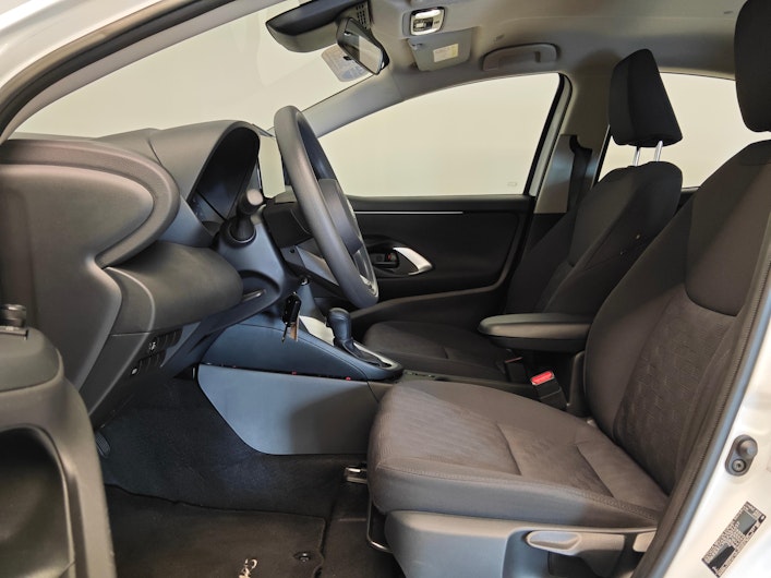 Vehicle image TOYOTA YARIS