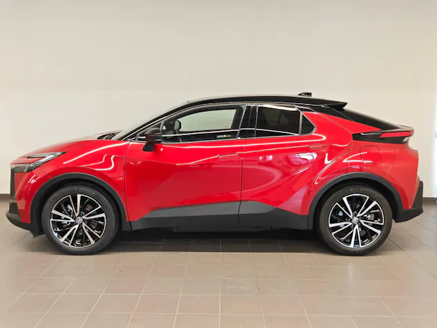 Toyota C-HR 2.0 PHEV Style - Ruote invernali & Servizi inclusi