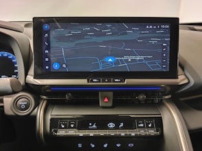 Vehicle image TOYOTA C-HR 2.0 PHEV Style - Ruote invernali & Servizi inclusi