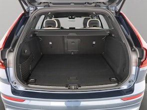 Vehicle image VOLVO XC60 2.0 T6 TE Plus Bright eAWD