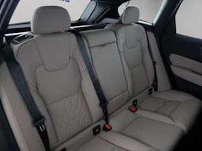 Vehicle image VOLVO XC60 2.0 T6 TE Plus Bright eAWD