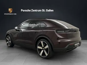 Porsche Macan 4