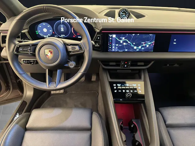 Porsche Macan 4