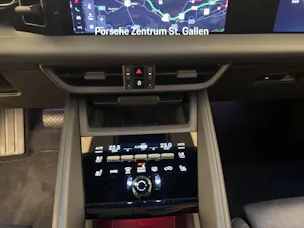Porsche Macan 4