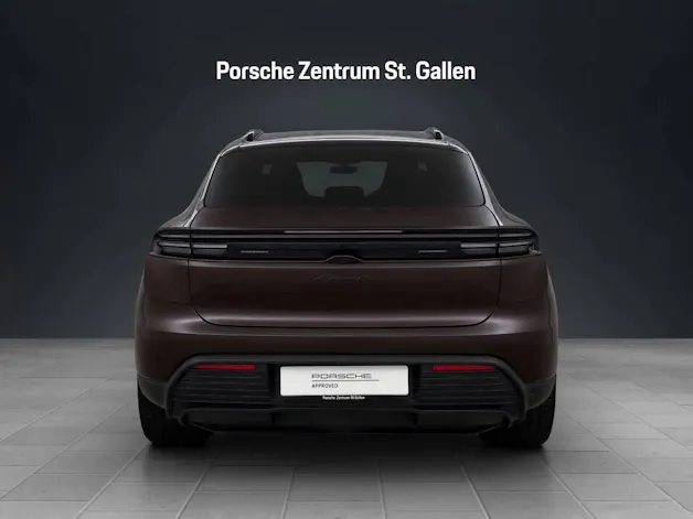 Porsche Macan 4