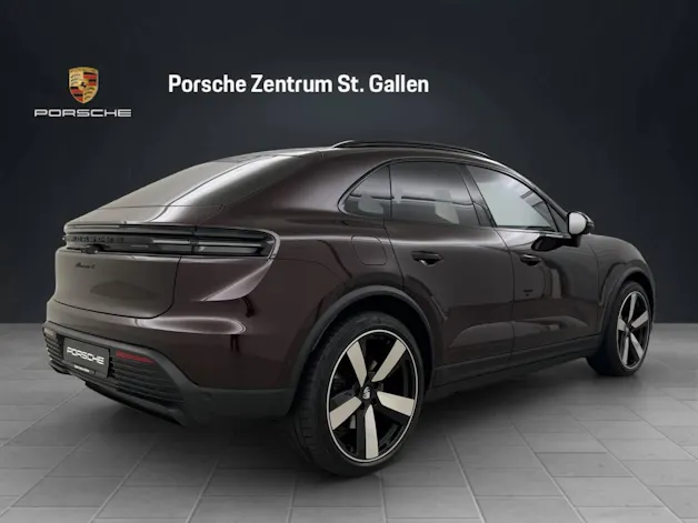 Porsche Macan 4