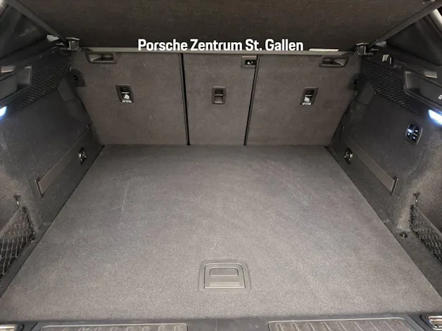 Porsche Macan 4