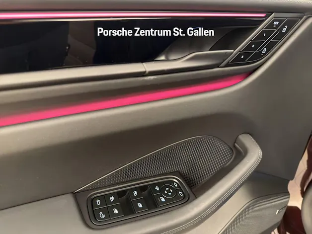 Porsche Macan 4