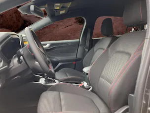 Ford Focus Station Wagon 1.0i EcoB Hybrid 155 ST-Line
