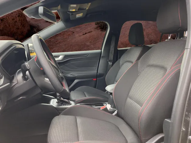 Ford Focus Station Wagon 1.0i EcoB Hybrid 155 ST-Line