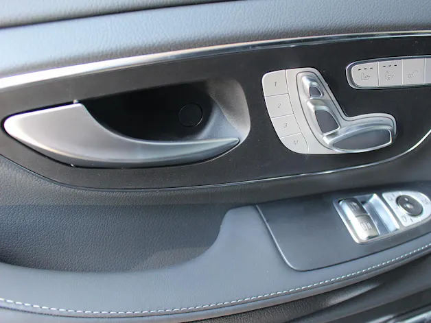 Mercedes-Benz V 300 d Exclusive lang Van