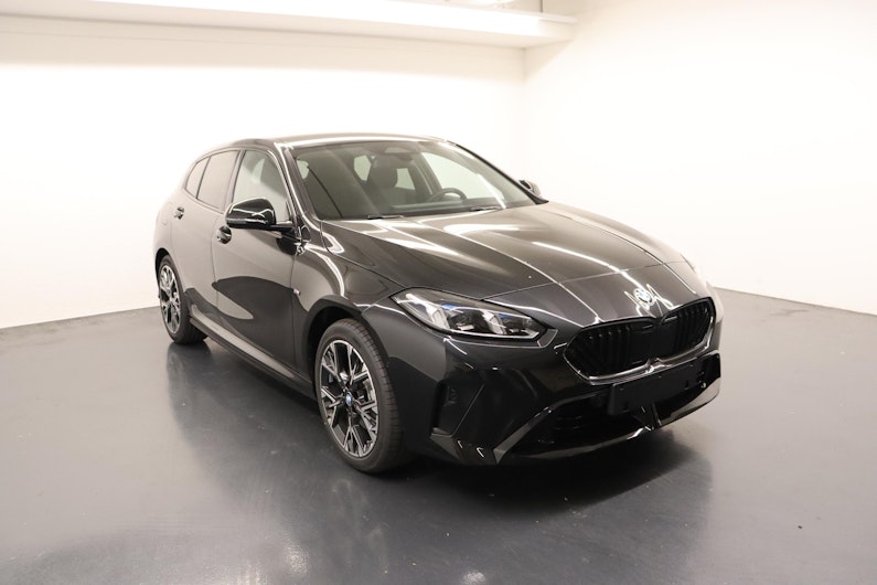 Vehicle image BMW 1 SERIES