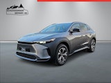 First vehicle image