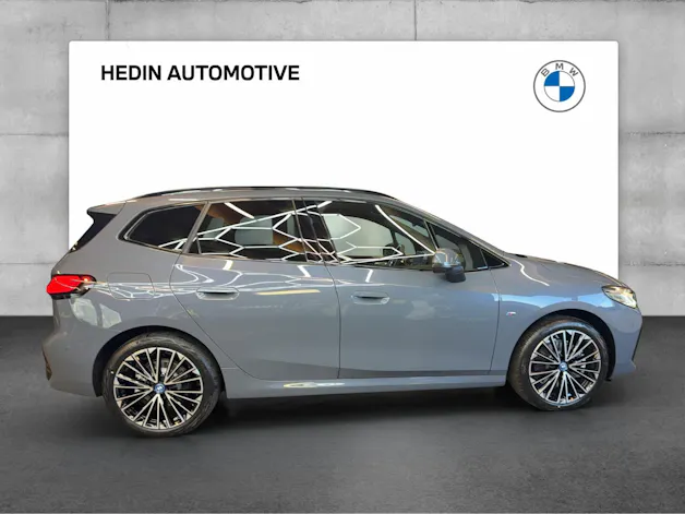 BMW 230e xDrive paddles Active Tourer