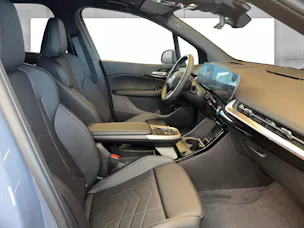 BMW 230e xDrive paddles Active Tourer