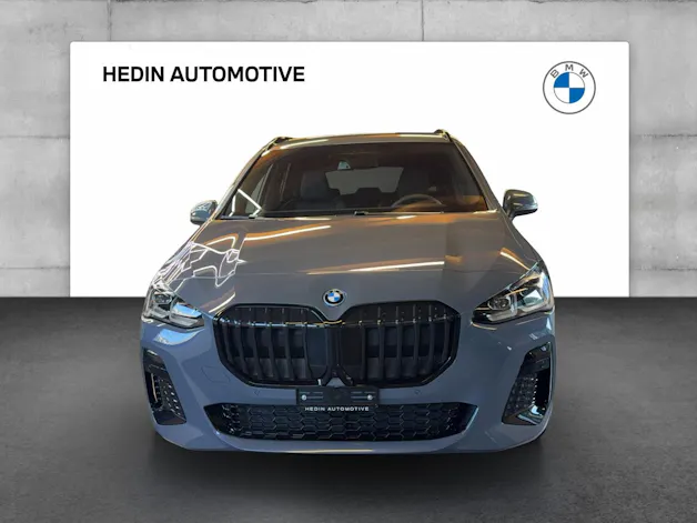 BMW 230e xDrive paddles Active Tourer
