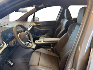 BMW 230e xDrive paddles Active Tourer