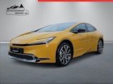First vehicle image
