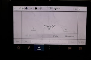 Vehicle image JEEP Renegade 1.5 Turbo Summit