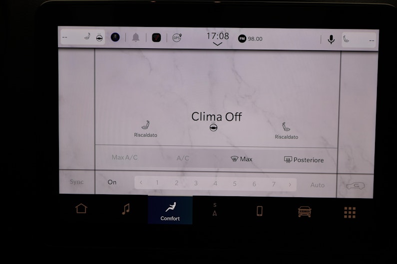 Vehicle image JEEP RENEGADE