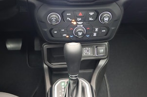 Vehicle image JEEP Renegade 1.5 Turbo Summit