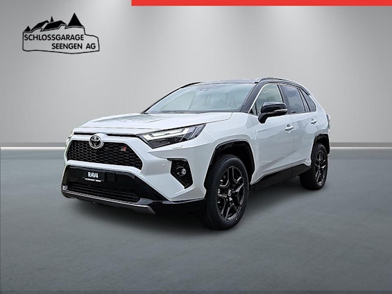 First vehicle image