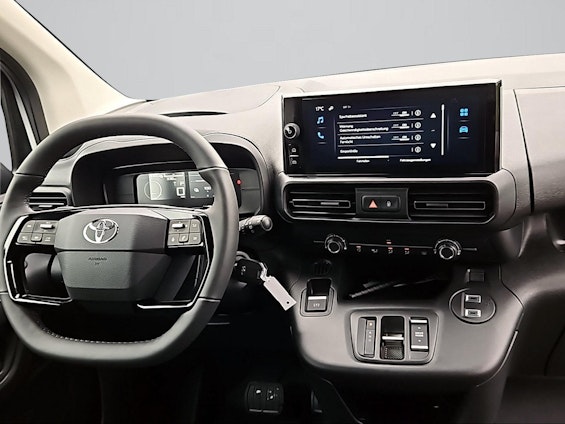 Vehicle image 23 Vehicle image 23