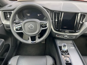 Vehicle image VOLVO XC60 2.0 T6 TE Plus Dark eAWD