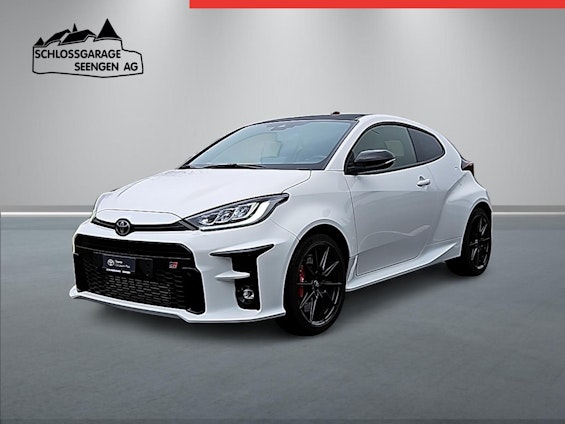 First vehicle image