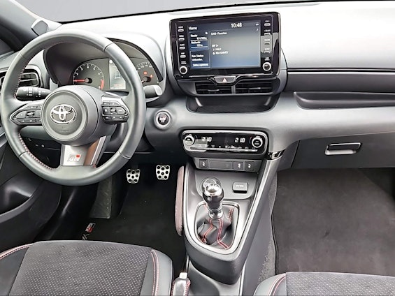 Vehicle image 22