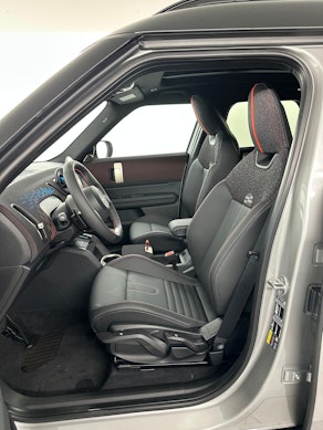MINI Countryman U25 SE ALL4 3