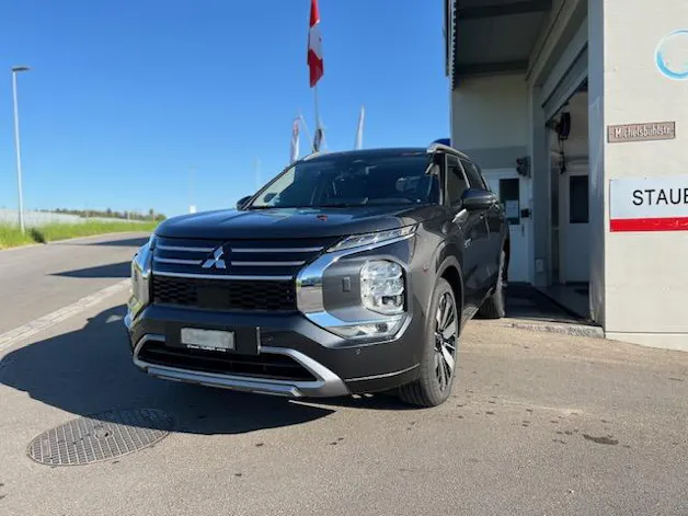 Mitsubishi Outlander 2.4 PHEV Instyle 4x4