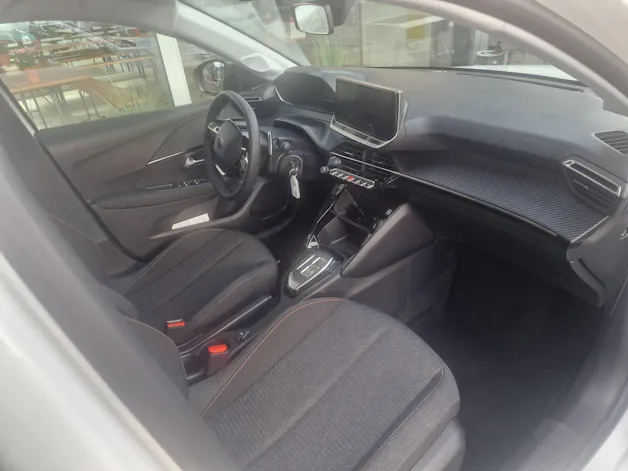 Peugeot 208 1.2 Hybrid Style