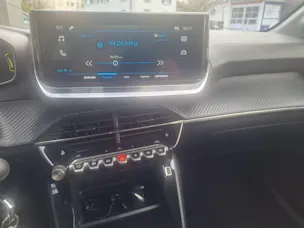 Peugeot 208 1.2 Hybrid Style