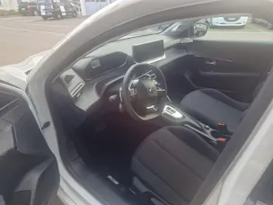 Peugeot 208 1.2 Hybrid Style