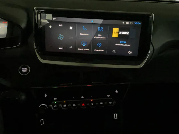 Peugeot 208 1.2 Hybrid Allure Premium