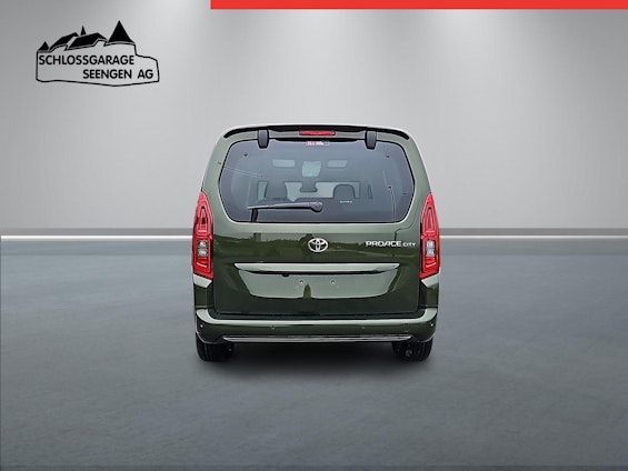 Vehicle image 17 Vehicle image 17