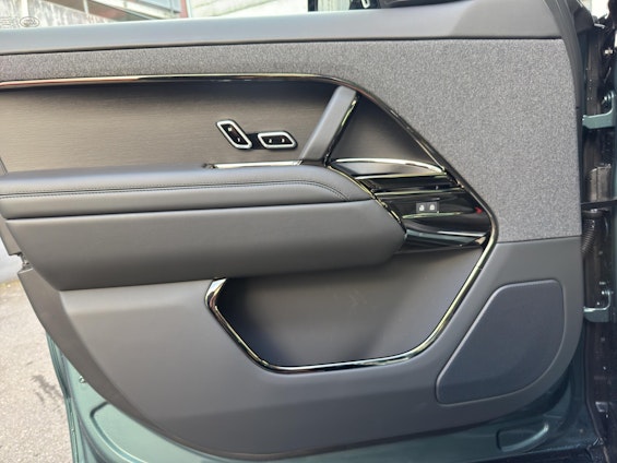 Vehicle image 8 Vehicle image 8