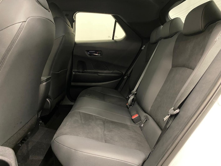 Vehicle image TOYOTA C-HR