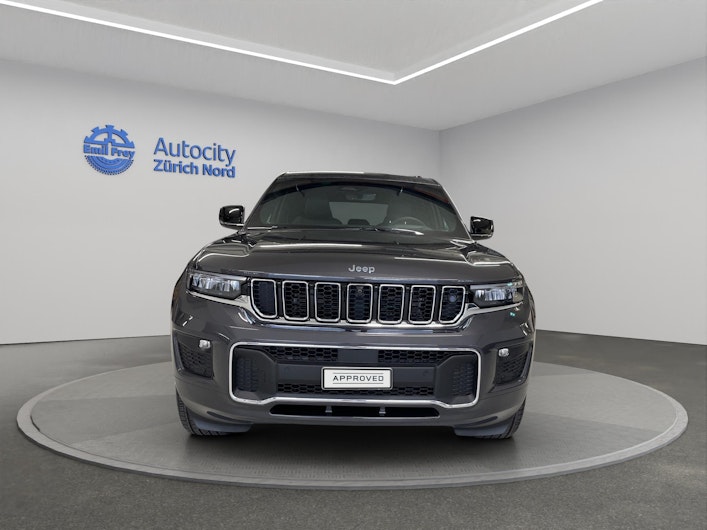 Vehicle image JEEP Grand Cherokee
