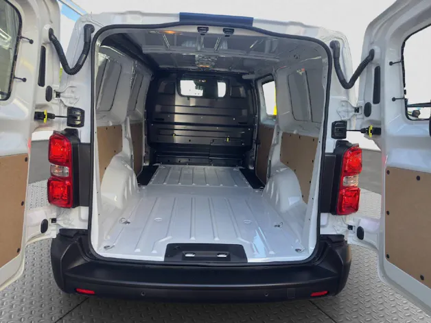 Toyota PROACE Van L2 2.0 D Advanced