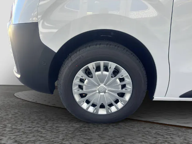 Toyota PROACE Van L2 2.0 D Advanced